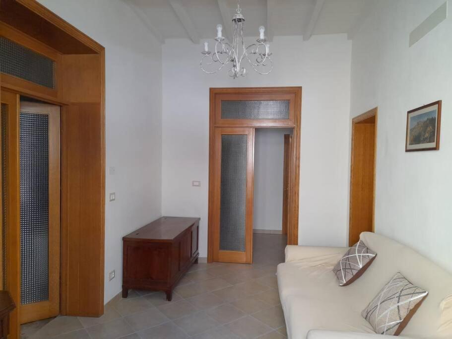 Ferienwohnung La Casina Di Guido Chianni Exterior foto